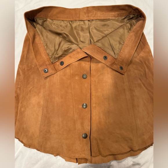 Italian Skirt FROM ITALY - Picture 2 of 3